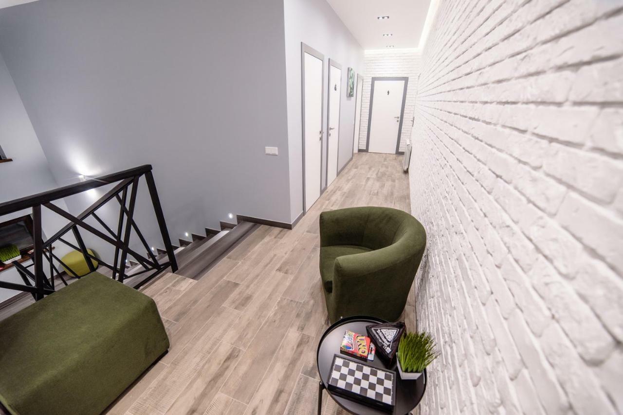 Is'Land Hostel Oujhorod Extérieur photo